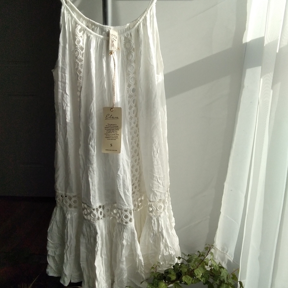 Elan Other - ELAN Crocheted Detail Boho Top